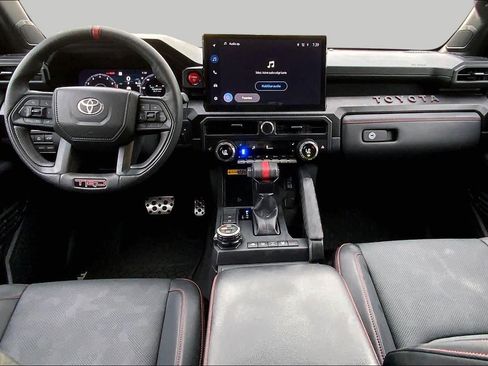 Used 2025 Toyota Tacoma TRD Pro AWD/4WD image 16