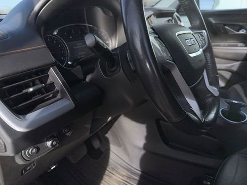 Used 2019 GMC Terrain SLT w/ Preferred Package image 30