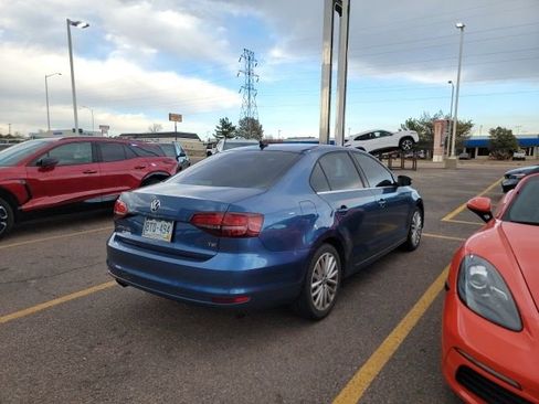 Used 2016 Volkswagen Jetta SEL image 4