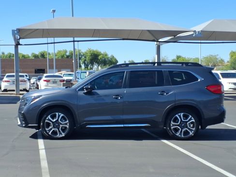 Used 2024 Subaru Ascent Limited w/ Technology Package AWD/4WD image 3