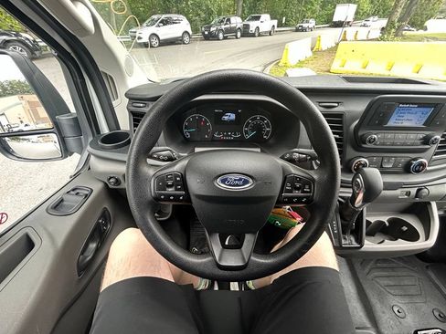 Used 2025 Ford Transit 250 Low Roof w/ Exterior Upgrade Package RWD image 18