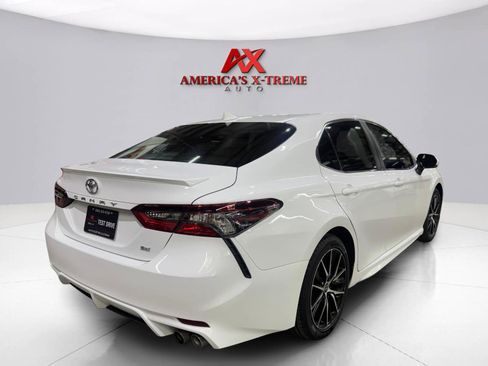 Used 2023 Toyota Camry SE w/ Convenience Package FWD image 7