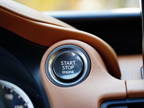 Used 2022 Lexus IS 300 300 image 26