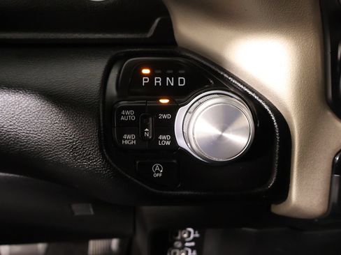 Used 2022 RAM 1500 Laramie AWD/4WD image 8