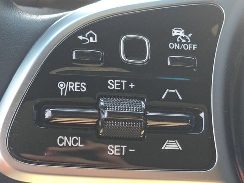 Used 2021 Mercedes-Benz Sprinter 3500 image 32