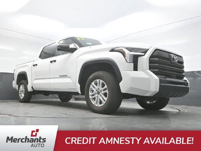 Used 2023 Toyota Tundra SR5 AWD/4WD image 31