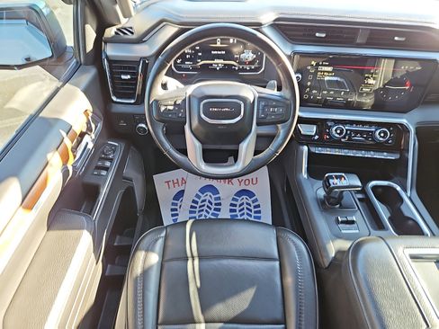 Certified 2022 GMC Sierra 1500 Denali w/ Technology Package image 11