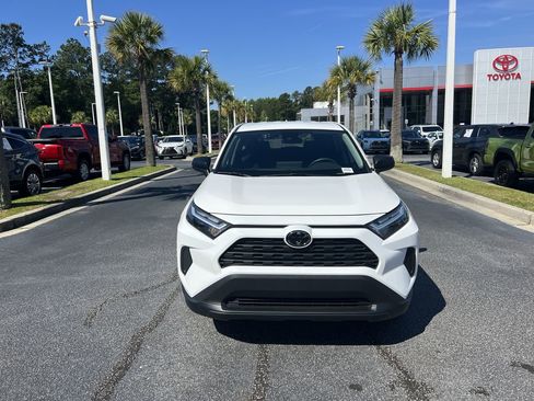 Used 2024 Toyota RAV4 LE FWD image 3