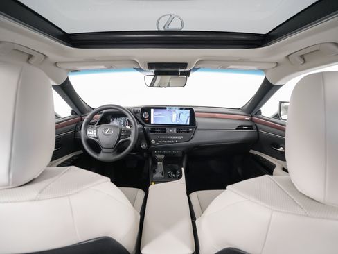 New 2025 Lexus ES 350 w/ Premium Package image 13