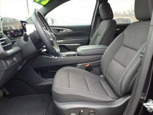 Certified 2024 Chevrolet Traverse LT image 19