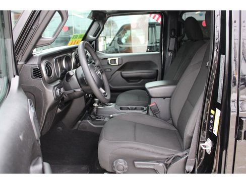 Certified 2023 Jeep Wrangler Sport S image 9