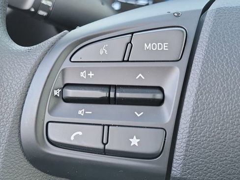 New 2026 Hyundai Venue SE image 8