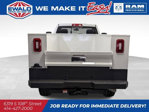 New 2024 RAM 2500 Tradesman w/ Chrome Appearance Group image 19
