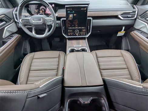 New 2026 GMC Acadia Denali Ultimate w/ LPO, Floor Liner Package image 14