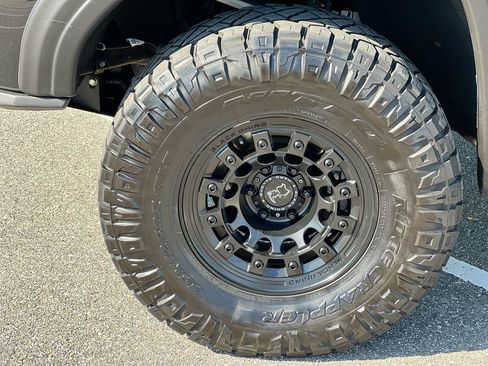 Used 2021 GMC Sierra 1500 Elevation w/ X31 Off-Road Package image 11