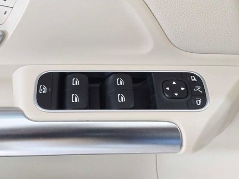 Certified 2022 Mercedes-Benz GLA 250 4MATIC image 23