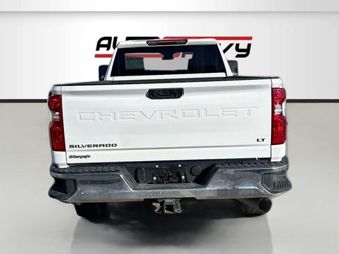 Used 2024 Chevrolet Silverado 2500 LT w/ Z71 Off-Road Package AWD/4WD image 6