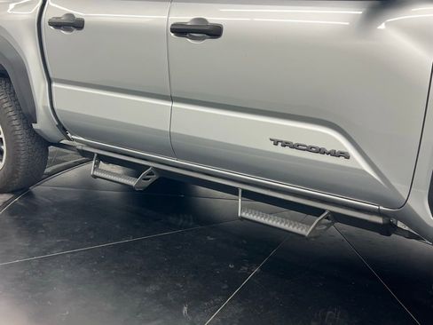 Used 2024 Toyota Tacoma TRD Off-Road w/ TRD Off Road Premium Package image 7