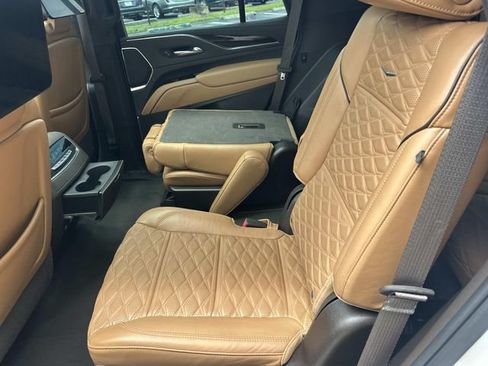Used 2021 Cadillac Escalade Sport w/ Driver Assist Tech Package AWD/4WD image 14