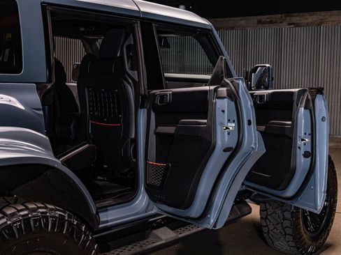 Used 2024 Ford Bronco Raptor AWD/4WD image 31