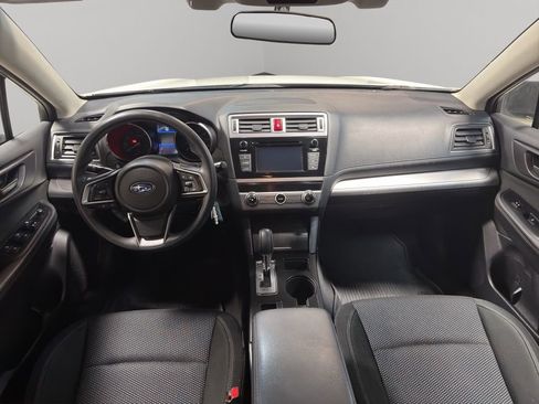 Used 2019 Subaru Outback 2.5i AWD/4WD image 14