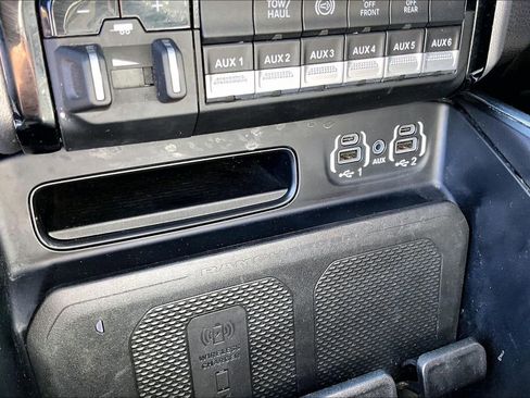 Used 2023 RAM 3500 Laramie image 28