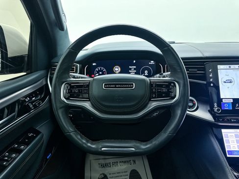 Used 2022 Jeep Grand Wagoneer Series III w/ Flexible Seating Group image 28