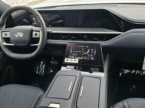 New 2026 INFINITI QX80 SPORT w/ Sport Exterior Package image 28