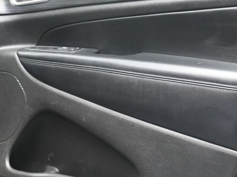 Used 2021 Jeep Grand Cherokee Laredo RWD image 25