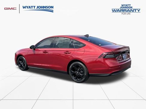 Used 2025 Honda Accord SE image 3