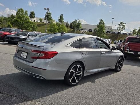 Used 2022 Honda Accord Sport image 6