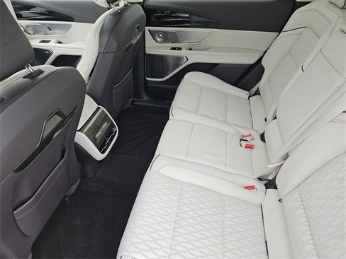 New 2026 Lincoln Nautilus Black Label image 28