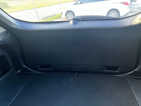 Used 2025 Toyota RAV4 LE AWD/4WD image 15