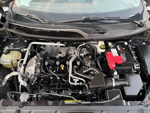 Used 2021 Nissan Rogue SV AWD/4WD image 34
