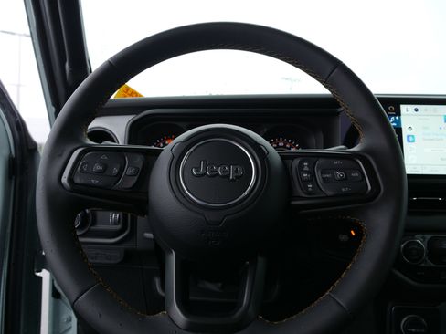 Used 2024 Jeep Wrangler Sport S image 18