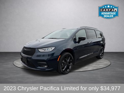 Used 2023 Chrysler Pacifica Limited w/ S Appearance Package AWD/4WD image 6
