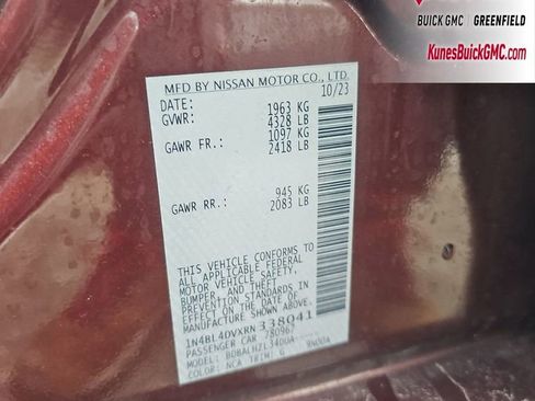 Used 2024 Nissan Altima 2.5 SV image 18