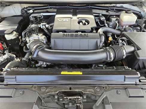 Used 2022 Nissan Frontier S w/ Technology Package image 30