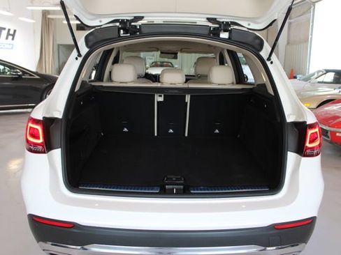 Used 2022 Mercedes-Benz GLC 300 w/ Premium Package Lite image 41