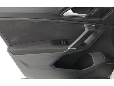 Used 2020 Volkswagen Tiguan S FWD image 5
