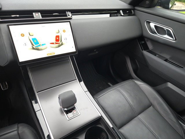 Used 2024 Land Rover Range Rover Velar Dynamic SE AWD/4WD image 15