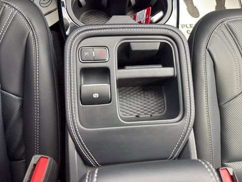 New 2026 Ford Mustang Mach-E Premium AWD/4WD image 28