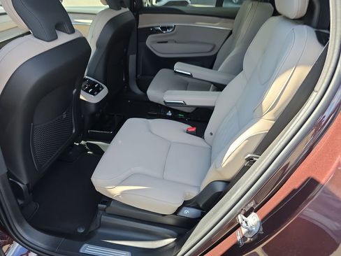 New 2026 Volvo XC90 B5 Plus w/ Protection Package Premier image 10