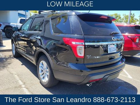 Used 2015 Ford Explorer XLT w/ Equipment Group 202A FWD image 3