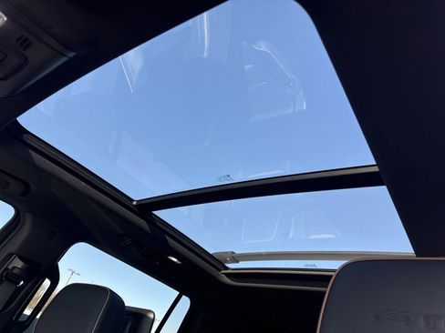 Used 2023 GMC Yukon XL AT4 w/ AT4 Premium Package image 28