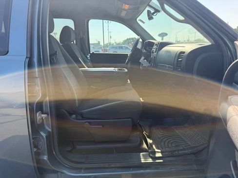 Used 2008 Chevrolet Silverado 1500 LT w/ Power Pack Plus AWD/4WD image 12