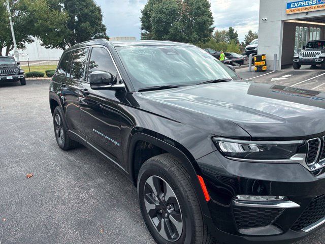 Used 2022 Jeep Grand Cherokee Limited 4xe AWD/4WD image 3