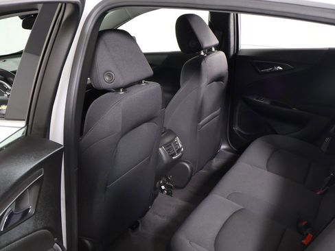 Used 2024 Chevrolet Malibu LT image 24