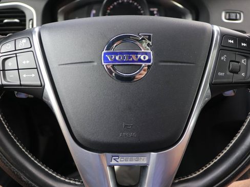 Used 2017 Volvo S60 T6 R-Design Platinum AWD/4WD image 11