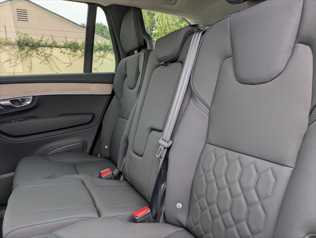 New 2026 Volvo XC90 T8 Plus w/ Protection Package AWD/4WD image 12